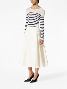 Valentino Garavani Crepe Couture Midi Skirt - Farfetch Valentino Ready To Wear, Midi Skirt White, Couture Skirts, Full Look, Skirt White, Ivory White, White Skirts, Timeless Classic, Valentino Garavani