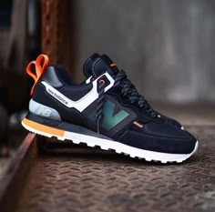 Men’s Nike Shoes, Cool Sneakers Mens, Men’s Sneakers, New Balance Boots, Sneaker Head Men, Puma Shoes Mens, Mens Sneakers Fashion, New Balance Shoes Men, Men Shoes Aesthetic