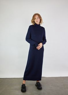 This long knitted turtle-neck dress is made of merino wool. Ruffled sleeves, ruffled bottom and straight loose type of the dress makes it super comfortable and stylish at the same time. This merino wool sweater type dress is also perfect for minimalists. MONALA Monala knitwear is handmade, each piece of garment is unique and will perfectly fit for those women who want to maintain their wardrobes minimalistic, basic and versatile. PRODUCTION The dress is made of 100% merino wool, using a manual k Winter Cashmere Midi Dress, Winter Cashmere Sweater Dress, Wool Turtleneck Sweater Dress For Winter, Turtleneck Wool Sweater Dress For Fall, Wool Turtleneck Sweater Dress For Fall, Fall Wool Turtleneck Sweater Dress, Wool Turtleneck Sweater Dress, Knitted Turtle, Merino Wool Dress