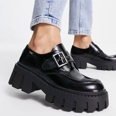 *New* Never Worn Shiny Black Chunky Loafers! Original Asos Listing For Reference: Https://Www.Asos.Com/Us/Steve-Madden/Steve-Madden-Henna-Chunky-Loafers-With-Buckle-In-Black/Prd/202866142?Ctaref=Return+Details+Page Trendy Platform Loafers With Lug Sole For Streetwear, Trendy Streetwear Platform Loafers With Lug Sole, Trendy Low-top Platform Loafers, Trendy Black Low-top Platform Loafers, Trendy Leather Platform Loafers For Streetwear, Black Trendy Platform Loafers With Lug Sole, Trendy Pointed Toe Loafers With Lug Sole, Trendy Platform Loafers For Work, Black Platform Loafers With Chunky Flat Heel