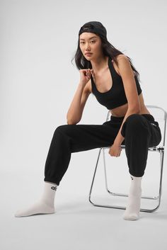 The search for the perfect lounge-to-street look is over. Our iconic sweats have classic details, like an elastic waistband and cuffs, plus a relaxed fit that reads laid-back but not slouchy (since this is a unisex style, we recommend sizing down to achieve this look). The French terry feels smooth on the outside and fleecy on the inside. And may we suggest a matching Accolade Hoodie or Crew Neck? Find your fit and see all the ways to style it. EXPLORE ACCOLADE. Pose Gesture, Sweatpants And Sweater, Womens Month, Gray Accessories, Knitwear Dress, Street Look, Back Women, Alo Yoga, Sweaters Knitwear