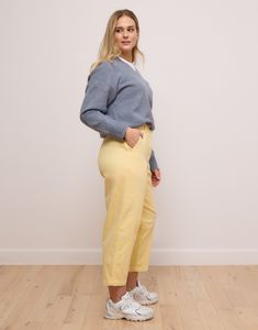 Product Description:

BANANA YELLOW is a soft pastel tone offering a radiant freshness to transition into warmer days. These lightweight high-waisted pants feature a semi-cinched elastic waistband on the backside, slant pockets, and a cropped 24" inseam.

This style crafted in our Travel denim is made using a blend of fibers specially woven to obtain the perfect 360° stretch. This fabric feels soft to the touch and provides the ultimate stretchability to move with you like a second skin.

The Ma Yellow Straight Leg Bottoms With Pockets, Trendy Yellow Straight Leg Bottoms, Yellow Ankle-length Pants With Pockets, Yellow Straight Pants With Pockets, Ankle-length Yellow Pants With Pockets, Yellow Cotton Bottoms For Spring, Casual Yellow Cotton Bottoms, Yellow Casual Bottoms For Daywear, Trendy Yellow Bottoms With Pockets