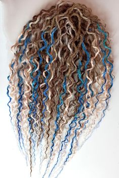 We present our stunning full set of dreadlocks, perfect for those who want to create a bright and unique hairstyle! These synthetic dreadlocks are 20-22 inches (50-55 cm) long. Full set 50 pieces. You can choose the color of curls and braids from the palette. ✨Shades: Please note that due to variations in color, the shades may differ slightly by 1-2 tones, adding an extra touch of individuality to your style. To ensure a perfect fit, here's a quick guide: 1 DE (double volume) consists of 2 ends, while 1 SE (single volume) equals 1 end. For a full head installation, you'll typically require 50-60 DE or 100-120 SE, depending on your hair's thickness. If you prefer a partial installation, the lower part of the head requires 20-40 DE, while the top calls for 25-30 DE. Caring for your dreadlock Curls And Braids, Fake Hair Extensions, Double Volume, Crochet Dreadlocks, Crochet Dreads, Dreadlock Styles, Synthetic Dreadlocks, Hair Techniques, Fake Hair