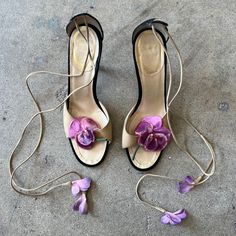 These René Caovilla heels are beautiful. Feautures the sweetest floral appliqués on the vamp as well as at the ends of the tie around ankle straps.  Designer - René Caovilla Size EU 37.5 Approximate measurements: Sole length: 9.75" Total heel height: 3.5" Rene Caovilla Heels, Heels Flower, Flower Heels, Rene Caovilla, The Vamp, Sweet Floral, Crazy Shoes, The Vamps, Ankle Straps