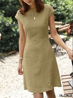 Olivia Mark - Round-Collared, Pure-Colored Cotton and Linen Dress with Hollowed-Out Back Elegant Summer Dresses, Loose Midi Dress, Sundress Summer, Dress Sleeve Styles, Cotton Linen Dresses, Vestidos Vintage, Vestido Casual, Solid Dress, Types Of Dresses