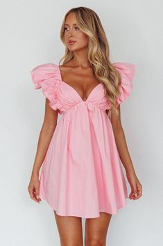 Babydoll Hoco Dress, Birthday Pink Outfit, Short Light Pink Dress, Pink Birthday Dresses, Cute Pink Dresses, Pink Beach Dress, Light Pink Dresses, Pink Beach Dresses, Look Like An Angel