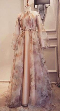 Maxi Dress Styles, Fashion Brand Company, Simple Long Dress, Abaya Design, Gowns Dresses Elegant, Stylish Short Dresses