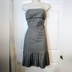 Brand New & Very Cute!! Fun, Flirty & Fashionable Strapless, Just Above The Knee Dress. Fully Lined, Pleated Bottom & A Back Zip Close. Brown/Gray - 96% Cotton, 4% Spandex - Lining 100% Polyester - Sz 8 - Retail $138 Fitted Knee-length Strapless Dress With Lining, Knee-length Lined Strapless Dress For Date Night, Fitted A-line Strapless Dress With Lining, Fitted Pleated A-line Strapless Dress, Fitted Pleated Strapless Mini Dress, Fitted Pleated Strapless Dress For Formal Events, Fitted Pleated Strapless Dress For Cocktail, Fitted Strapless Pleated Dress For Date Night, Above The Knee Dress