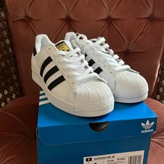 Classic White And Black Adidas Superstar Tennis Shoes White And Black Adidas Shoes, Adidas Shoes White And Black, Adidas Superstar Aesthetic, White Superstars, Adidas Shoes White, Black Adidas Superstar, Addias Shoes, White And Black Shoes, Adidas All Star