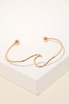 Dainty wave cuff bracelet. Available in gold and silver. Cheap Gold Cuff Bracelet For Friendship, Luxury Beach Bracelet, Cheap Gold Bracelets For Beach, Beach Dinner Outfit, Dad Wedding Gift, Wave Bracelet, Romantic Cards, Mom Cards, Bold Jewelry