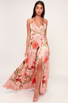 Spring Occasion Dress, Floral Dress Wedding Guest, Summer Maxi Dress Boho, Spring Wedding Guest Dress, Blush Pink Dresses, Blazer Outfit, Satin Maxi, Satin Maxi Dress, Pink Floral Dress