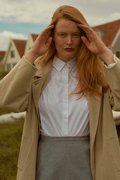 This classically tailored shirt is the epitome of an essential basic. It is slightly shaped through the waist, with a fitted shoulder and GRAMMAR signature mitered corners on the cuffs and collar stand. Looks great tucked and untucked. Photography from our Amsterdam lookbook shot by Lily Cummings and modeled by Marte Boneschansker. Linen Button-up Shirt With Buttoned Pockets, Linen V-neck Shirt With Buttons, Solid Linen V-neck Shirt, Slim Fit Linen Button-up Tops, Unstructured Cotton Button-up Shirt, Tweed Suits, Menswear Inspired, Classic Shirt, Wool Sweaters