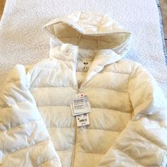 Brand New Womens Parka Jacket With Hood Casual White Hooded Jacket For Winter, Casual White Hooded Winter Jacket, Cream Outerwear With Fleece Lining For Spring, Winter White Puffer Jacket For Spring Outdoor, Winter White Hooded Jacket For Fall Outdoor, Cream Hooded Outerwear For Cold Weather, Cream Outerwear With Detachable Hood For Outdoor, Cream Hooded Puffer Jacket For Fall, Winter White Outerwear With Drawstring Hood