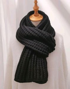 Knitted men's scarf. In soft and light wool. We recommend washing in cold water and mild soap. Size 175cm x35cm Knit Scarf Men, Black Knitted Scarf For Winter, Male Scarf Knit Pattern, Black Knitted Winter Scarf, Black Knitted Scarf For Men, Mens Knitted Scarf, Men's Scarf, Knit Men, Mens Scarves