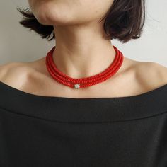 Coral Choker, Coral Jewelry Vintage, Necklace With Charms, Red Coral Jewellery, Antique Style Jewelry, Coral Jewelry Set, Red Coral Necklace, Coral Beads Necklace, Special Necklace