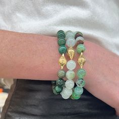 Artisan Bracelets, Emerald Bead, Gold Stone, European Vintage, Emerald Jewelry, Beaded Stretch Bracelet, Natural Emerald, Green Bead, Stretch Bracelet