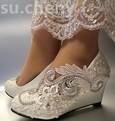 Ballet Wedding Shoes, Wedding Shoes Wedge, Wedding Shoes Pumps, Pearl Wedding Shoes, Ivory Heels, Lace High Heels, Crystal Wedding Shoes, Wedge Wedding Shoes, Bridal Pumps