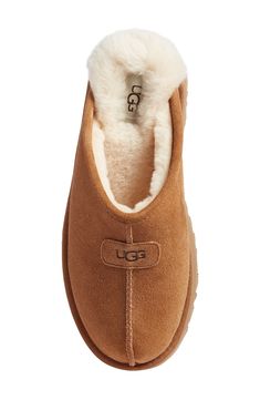 Ugg Slipped, Classic Ugg Slippers Outfit, Ugg Slippers Chunky, Ugg Slipper Shoe, Womens Slippers Ugg, Ugg Fluff Yeah Slides Brown, Uggs Slippers, Burgundy Lips, Humble Hustle