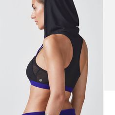 New, (Original Tag Fell Off) Never Used Fabletics Workout Sport Bra / Top Hood Attached Black Activewear With Drawstring Hood For Workout, Functional Black Workout Hoodie, Functional Black Hoodie For Workout, Black Activewear With Drawstring Hood For Gym, Black Hooded Activewear For Workout, Black Hooded Athleisure Activewear, Athleisure Tops With Drawstring Hood For Gym, Black Workout Tops With Drawstring Hood, Black Hooded Workout Top