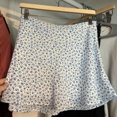 Never Worn! Trendy Blue Skort For Spring, Blue Floral Print Summer Mini Skirt, Blue Short Summer Skirt, Blue Short Length Skort For Spring, Blue Summer Mini Skirt, H&m Summer Pleated Skirt, H&m Pleated Summer Skirt, H&m Pleated Skirt For Summer, Casual Blue Mini Skirt For Spring