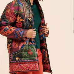 Reversible Puffer Coat: Use On Both Sides Printed Patchwork Colorful Pattern On One Side Floral Pattern On The Other Side Pockets And Zip Closure Quilted Multicolor Outerwear For Fall, Multicolor Quilted Spring Outerwear, Stage Style, Reversible Puffer Jacket, Winter 23, Cozy Fits, Farm Rio, Bits And Bobs, Clothes Outfits