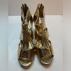 Women's Forever Gold Wedge Sandals - Size 9 Condition: New Without Tags (Nwot) Description: Elevate Your Style With These Stunning Gold Wedge Sandals. Perfect For Any Occasion, These Shoes Combine Comfort And Elegance. Brand New And Never Worn, They're Ready To Make A Statement In Your Wardrobe. Details: - Size: 9 (Women's Us) - Color: Gold - Style: Wedge Sandals - Condition: New, Unworn (Without Tags) Shipping: - Ships Within 48 Hours Of Payment Note: - Please Review All Photos Before Purchasin Gold Wedge Sandals With 4-inch Heel, Gold Synthetic Wedge Heel Sandals, Gold Closed Toe Wedge Sandals With 4-inch Heel, Gold Synthetic Wedge Sandals, Gold Synthetic Wedge Sandals For Formal Occasions, Gold Synthetic Wedge Sandals With 4-inch Heel, Gold Wedge Heels, Gold Wedges, Espadrille Shoes