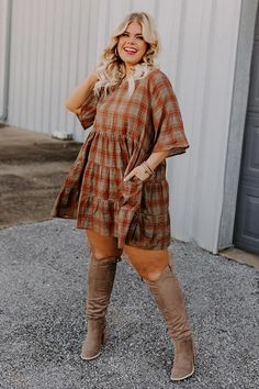 Thanks Giving Outfits Women Plus, Fall Transition Outfits Plus Size, Short Story Clothing, Plus Size Fall Dresses With Boots, Plus Size Pumpkin Patch Outfit, Plus Size Fall Fashion For Women, Fall Winter Outfits Plus Size, Fall Plus Size Dresses, Fall Plus Size Outfits 2023