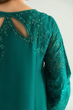 Nashi Green Embroidered Kurta For Formal Occasions, Green Embroidered Kurta For Formal Events, Formal Green Traditional Wear With Chikankari Embroidery, Green Traditional Wear With Intricate Embroidery For Formal Occasions, Formal Green Traditional Wear With Intricate Embroidery, Green Chikankari Embroidery Salwar Kameez For Wedding, Elegant Green Dupatta With Chikankari Embroidery, Wedding Green Salwar Kameez With Chikankari Embroidery, Wedding Green Chikankari Salwar Kameez