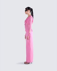 All pink - just like we like it 😏 Featuring a pink long-sleeve top, paired with a maxi skirt - this two-piece matching set is serving attitude, in the sweetest way possible 💕 Chic Pink Long Sleeve Sets, Feminine Pink Long Sleeve Maxi Dress, Feminine Long Sleeve Pink Maxi Dress, Feminine Maxi Skirt For Summer Evenings, Elegant Pink Long Sleeve Sets, Feminine Pink Maxi Skirt For Party, Fitted Feminine Pink Maxi Skirt, Fitted Pink Feminine Maxi Skirt, Fitted Pink Maxi Skirt, Feminine Style