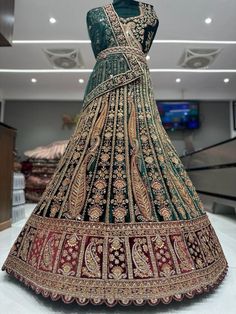 heavy hand work with jrkhn daimond ston double cancan ke sath  weight 8kg + fler 4.75 mtr+ Green Lehenga With Tilla For Reception, Traditional Semi-stitched Anarkali Set With Stone Work, Anarkali Gown With Stone Work, Bollywood Style Gown With Stone Work, Traditional Designer Wear Dupatta With Stone Work, Traditional Designer Dupatta With Stone Work, Traditional Choli With Stone Work For Designer Wear, Traditional Sharara With Stone Work For Festivals, Festival Traditional Drape Sharara With Stone Work