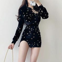 Celestial Aesthetic, Witchy Outfits, Mystical Creature, Grunge Accessories, Aesthetic Clothing Stores, Fe Clothing, Egirl Outfits, Vintage Stars