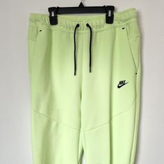 Nike Tech Fleece Joggers Green. Occasion: Activewear Size:M Color:Green Model:Cu4495-303 Style:Jogger Fabric Type:Fleece Product Line:Nike Tech Fleece Green Athleisure Joggers For Winter, Green Nike Joggers With Pockets, Nike Green Joggers With Pockets, Winter Sports Green Joggers, Green Winter Sports Joggers, Nike Green Sportswear Pants, Nike Green Athleisure Pants, Green Nike Activewear For Jogging, Nike Green Activewear For Jogging