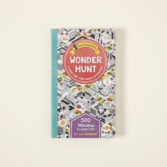 a book with the title wonder hunt written on it