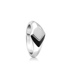 PLATINUM LOVE BANDS BY JEWELOVE plain enamel platinum ring. The enamel may come out over time. PGI code is 23PTMOR29. Metal : Platinum  Platinum Purity : 95% Purity Mark : Pt 950 Estimated Weight : 8 grams Certificate of Authenticity : Platinum Guild International Modern Enamel Rings For Formal Occasions, Modern White Gold Rings With Enamel, Modern Black Enamel Signet Ring For Anniversary, Modern Silver Enamel Ring For Formal Occasions, White Gold Enamel Rings With Polished Finish, Formal White Gold Enamel Ring With Black Detail, Formal White Gold Ring With Black Enamel, Modern White Gold Enamel Ring, Modern White Gold Rings With Black Enamel