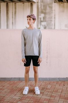 Our loose-fit long sleeve T is airy enough for sweat sessions and laid back enough for lounging. Long sleeves Breathable and lightweight fabric Loose fit Designed for: Dance, Yoga, Running, Lounging Care instructions: Hand wash, hang dry Dance Yoga, Grey Tee, Boys Long Sleeve, Life Tips, Grey Long Sleeve, Dance Wear, Girls Shopping, Leotards, Lightweight Fabric