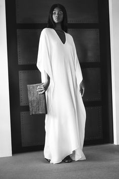 Croco Jacquard Boubou Caftan – Marie France Van Damme Boubou Pattern, Elegant Evening Kaftan For Spring, Chic Long Evening Kaftan, Chic Long Kaftan For Evening, Elegant Oversized Spring Kaftan, Chic White V-neck Kaftan, Elegant White Evening Kaftan, Elegant Oversized Kaftan, Elegant Spring Vacation Kaftan