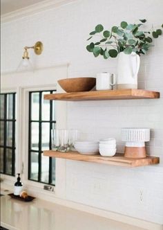 Introducing our stunning Custom size hidden bracket wooden floating wall shelf - the perfect addition to any home. This versatile and practical design takes up minimal space yet adds an instant feeling of coziness and chic style to your living space. Each shelf is made from high-quality woods with an invisible mounting bracket, giving it a subtle yet luxurious look. Perfect for modern interiors, this contemporary wall shelf works especially well when featuring special collections or pieces of ar Interior Colors, Design Blogs, Wood Floating Shelves, Joanna Gaines, Kitchen Shelves, Wooden Shelves, Kitchen Style, Cheap Home Decor, Kitchen Styling