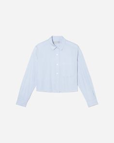 The Silky Cotton Way-Short Shirt Chambray Blue – Everlane Flattering Outfits, Twill Weave, High Rise Pants, Short Shirts, Crop Shirt, Women's Tops, Classic Looks, Cotton Yarn, Chambray