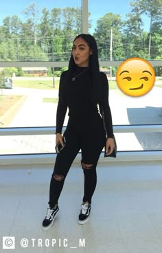 Black Vans Outfit, Outfits With Air Force Ones, Outfits With Jordan 1s Fashion Styles, Vans Outfit, Snap Chat, Black Vans, Legging Outfits, Outfit Jeans