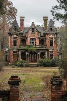 Gothic Cottage, Victorian Style Homes, Victorian Mansions