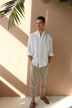 "These mens linen pants are made from breathable fabric and have a regular fit for added comfort. Mens linen pants are designed to be both stylish and versatile - whether you're lounging on the beach or attending a formal event, these mens white linen pants have you covered. Besides, our mens white linen trousers come in a variety of sizes and have so beloved side pockets. COMPOSITION - 100% linen, soft washed - Medium weight linen - Oeko-tex certified fabric, that does not contain any harmful s Men In Linen Pants, Mens Linen Wedding Outfit, Lenin Pants For Men, Old Money Linen Outfit Men, Male Wedding Guest Outfit Casual, Brunch Outfits For Men, Cartagena Outfits Men, Mens White Linen Shirt Outfit, Men’s White Linen Shirt