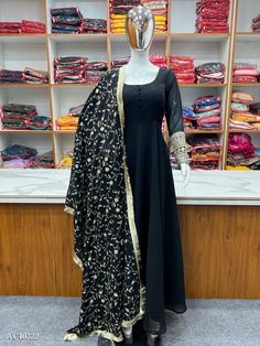 Anarkali Dress Indian, Eid Photoshoot, Flair Sleeves, Printed Anarkali Suits, Ruffle Lehenga, Georgette Anarkali Suits, Black Anarkali, Georgette Material, Indian Anarkali