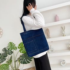 Branded Shopping Bags, Denim Crafts Diy, Fashion Student, Bags Casual, Denim Handbags, Denim Shoulder Bags, Student Bag, Denim Tote Bags, Denim Crafts