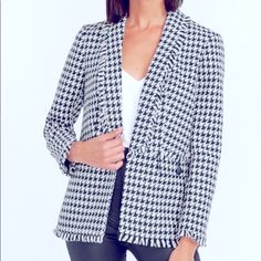 New With Tags, Size Medium Casual Black Houndstooth Blazer, White Business Casual Outerwear For Fall, Tailored Black Outerwear With Houndstooth Pattern, Tailored Black Houndstooth Outerwear, Black Tailored Houndstooth Outerwear, Business Casual Houndstooth Tweed Jacket, Black Houndstooth Office Blazer, Black Houndstooth Tweed Jacket For Fall, Casual Houndstooth Blazer For Fall