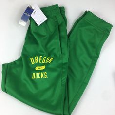 Brand New With Tags Nike Oregon Ducks Dri-Fit Apple Green Spotlight Pants Men’s S New Dd6374-377. Mens Nike Sweatpants, Nike Sweatpants Mens, Grey Nike Sweatpants, Track Pants Mens, Athletic Sweatpants, Black Jogger Pants, Nike Track Pants, Pants Nike, Nike Sweats