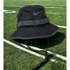 Nike Black And Gray Colorway Boonie Style With Drawstring Bucket Dry Fit Hat Cap Dm3329 010 New Fast Shipping Black Brimmed Bucket Hat For Outdoor Activities, Casual Nike Flat Brim Hat, Black Hats With Short Brim For Outdoor Activities, Casual Adjustable Black Bucket Hat, Black Flat Brim Hat For Outdoor Activities, Casual Black Adjustable Bucket Hat, Black Short Brim Hat For Outdoor Activities, Black Brimmed Sun Hat For Sports, Black Short Brim Hats For Outdoor