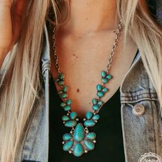 Add a touch of wild west flair to your outfit with the Stagecoach Trails necklace. Featuring three exquisite faux turquoise stones and a playful concho charm, this is a must-have for any cowgirl looking to make a statement. Giddy up and get yours today! Bohemian Necklaces For Western-themed Events, Southwestern Necklaces For Western-themed Events, Turquoise Necklace For Western-themed Events, Western Style Turquoise Necklace For Ranch, Western Fashion Jewelry, Rodeo Jewelry, Nicole Kidman Keith Urban, Cowgirl Look, Rodeo Queen