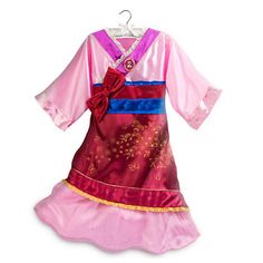 DISNEY STORE PRINCESS MULAN COSTUME DRESS GOWN KIMONO 4 5/6 7/8 9/10 NEW.  Disney store exclusive. Smoke free and pet free hom Magic in the details... Authentic Disney Princess Costume Golden cameo with sculptured Mulan silhouette and glitter backdrop Pink satin dress with golden foil icons on cuffs, burgundy satin panel decorated with golden foil blossoms and butterflies, trimmed in ruffled gold organza Attached blue satin sash front with embossed design and bow at side, with self-stick fabric Mulan Halloween Costume, Disney Themed House, Mulan Halloween, Mulan 2020, All About China, Princess Mulan, Disney Princess Costumes, Princess Halloween, Disney Dress Up