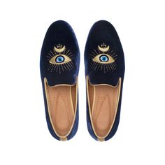 5 Years Special Edition - limited edition. An handmade velvet slipper with blue eye embroidery, crafted in Portugal. upper: Blue velvet inside: soft lining in camel leather with foam insole for more comfort sole: grooved leather heel: 1,5 cm dust bag and box Made in Portugal. NORMAL FIT Blue Velvet Shoes, Eye Embroidery, Velvet Slippers, Velvet Shoes, Blue Eye, Blue Velvet, Versailles, Leather Heels, Shades Of Blue