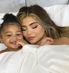 Stormi Jenner, Moda Kylie Jenner, Kylie And Stormi, Kily Jenner, Kylie Stormi, Kylie Jenner Baby, Stile Kylie Jenner, Jenner Kids